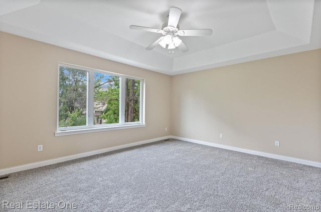 68 Biltmore Drive, Troy, MI 48084