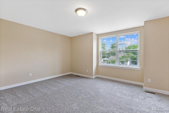 68 Biltmore Drive, Troy, MI 48084