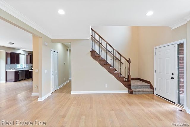 68 Biltmore Drive, Troy, MI 48084