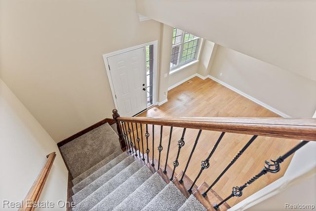 68 Biltmore Drive, Troy, MI 48084