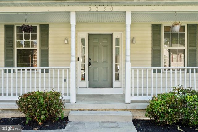 2230 COMMUNITY DR, Waldorf, MD 20601