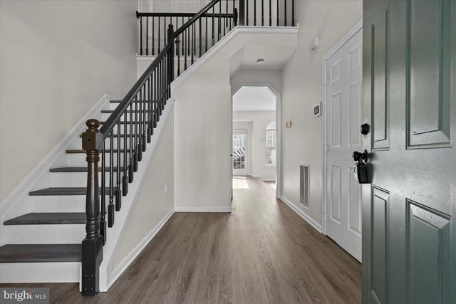 2230 COMMUNITY DR, Waldorf, MD 20601