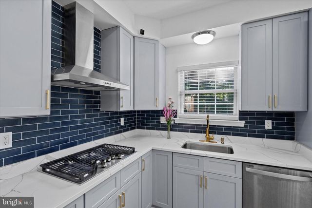 2230 COMMUNITY DR, Waldorf, MD 20601