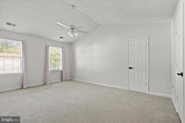 2230 COMMUNITY DR, Waldorf, MD 20601