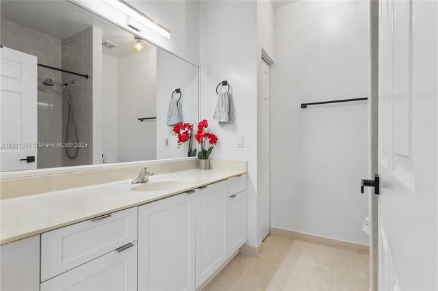 2741 NE 4th St 103, Homestead, FL 33033