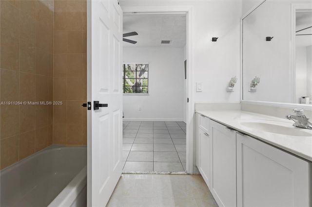 2741 NE 4th St 103, Homestead, FL 33033