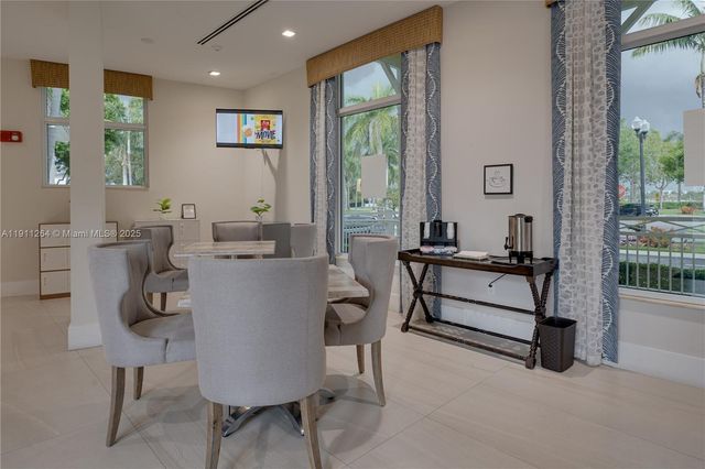 2741 NE 4th St 103, Homestead, FL 33033