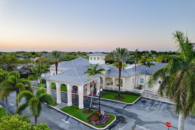 2741 NE 4th St 103, Homestead, FL 33033