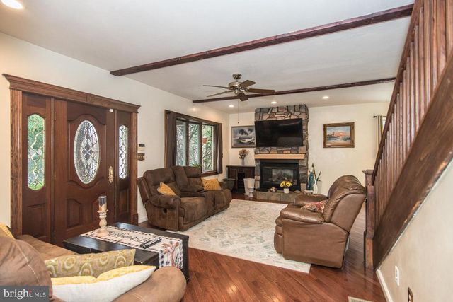 7018 N RADCLIFFE ST, Bristol, PA 19007