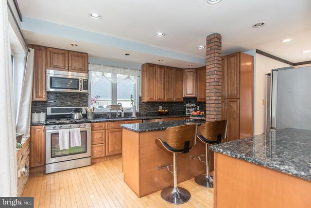 7018 N RADCLIFFE ST, Bristol, PA 19007