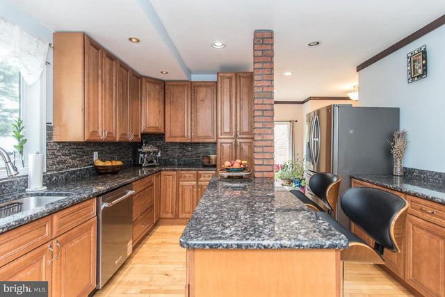 7018 N RADCLIFFE ST, Bristol, PA 19007