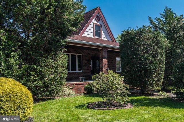 7018 N RADCLIFFE ST, Bristol, PA 19007