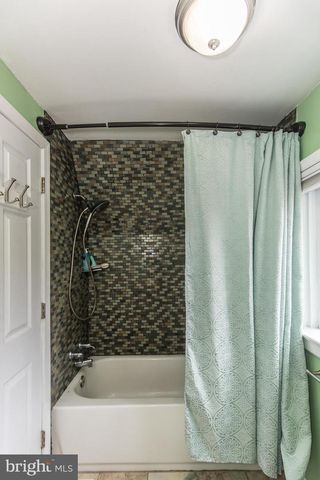 7018 N RADCLIFFE ST, Bristol, PA 19007