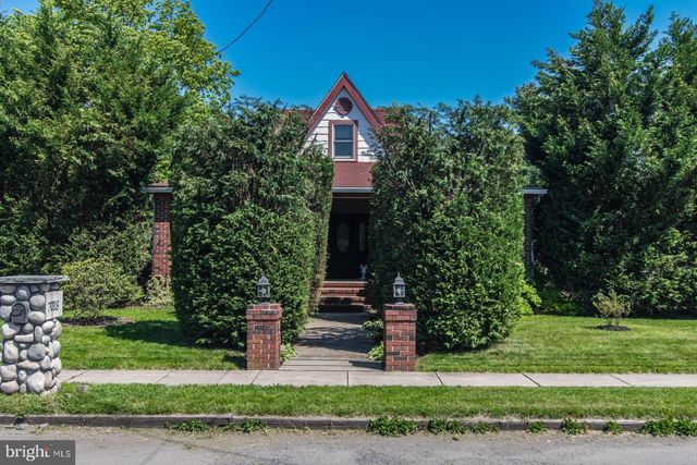 7018 N RADCLIFFE ST, Bristol, PA 19007