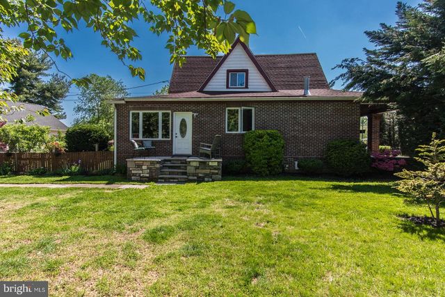 7018 N RADCLIFFE ST, Bristol, PA 19007