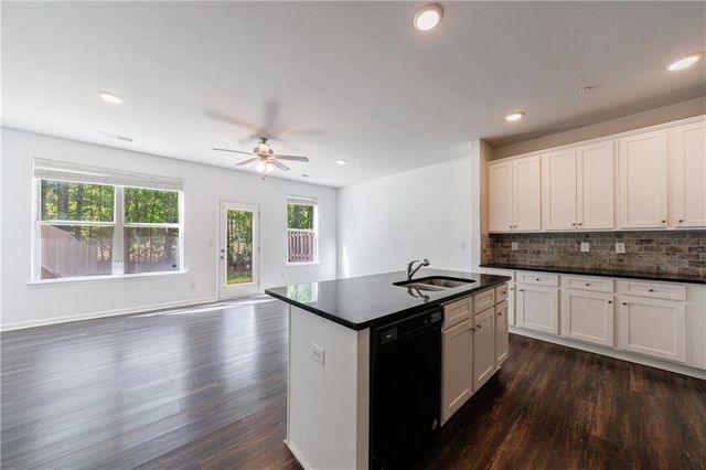 8475 Douglass Trail, Jonesboro, GA 30236