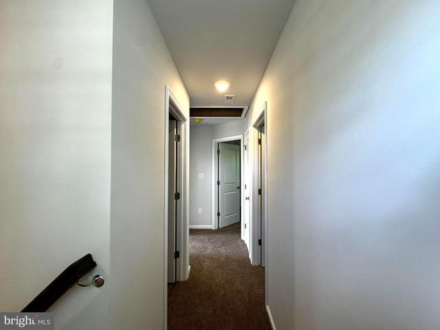 1103 HOLLY BERRY LN, Millville, NJ 08332