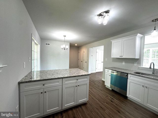 1103 HOLLY BERRY LN, Millville, NJ 08332