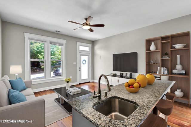 1112 Mulberry St, Louisville, KY 40217