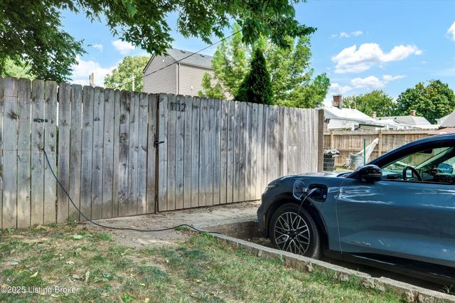 1112 Mulberry St, Louisville, KY 40217