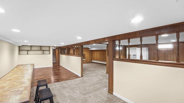 10009 Wolf Road, Geneseo, IL 61254