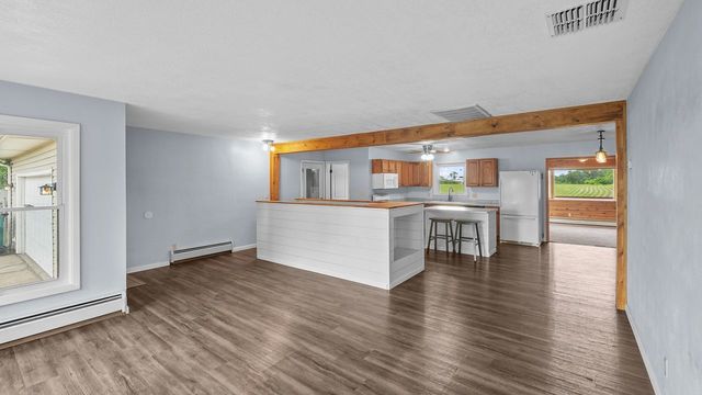 10009 Wolf Road, Geneseo, IL 61254