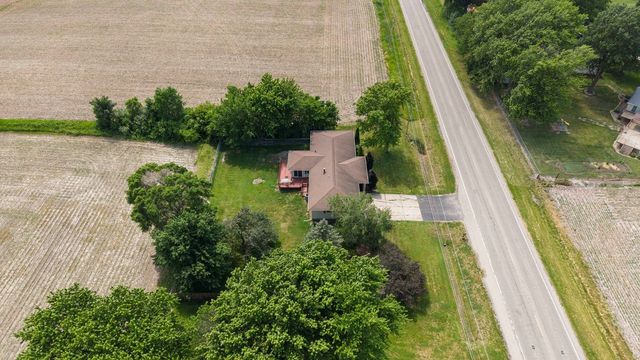10009 Wolf Road, Geneseo, IL 61254