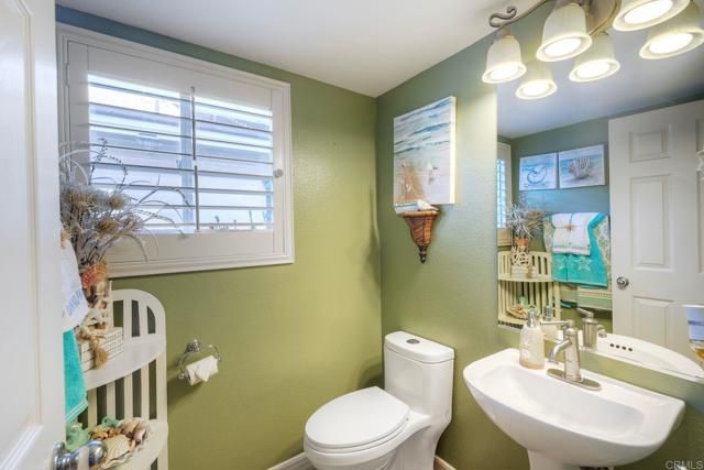 8834 Tobira Drive, Escondido, CA 92026