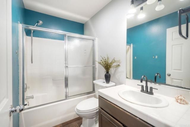 8834 Tobira Drive, Escondido, CA 92026