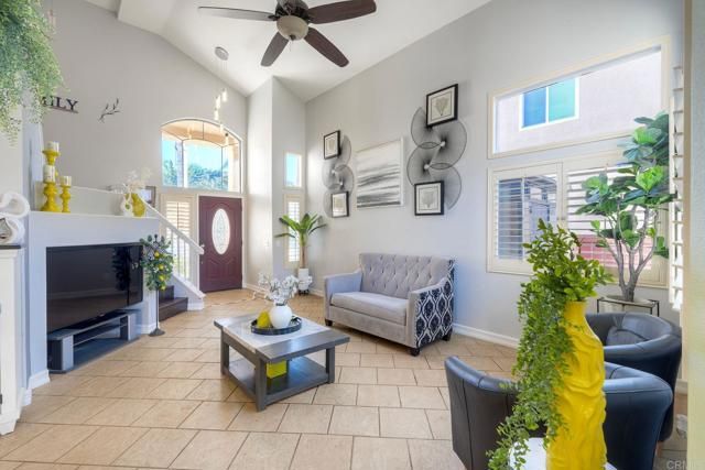 8834 Tobira Drive, Escondido, CA 92026