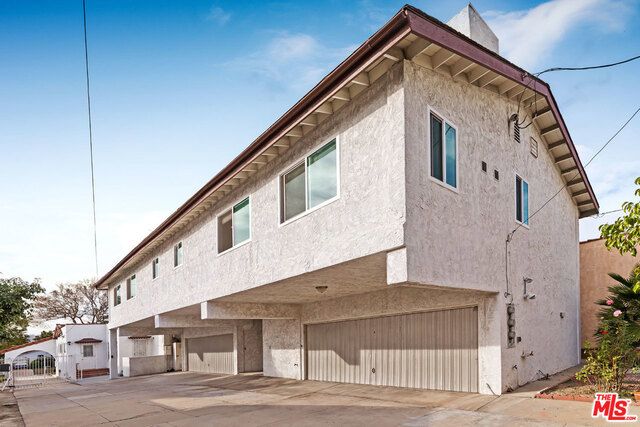 1522 S Point View Street, Los Angeles, CA 90035