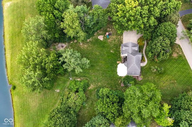 9910 Culpepper Drive, Carmel, IN 46032