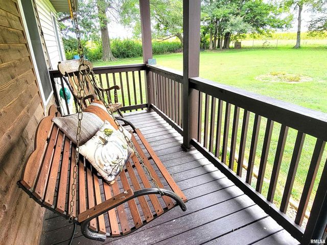 2517 Cherrybark Lane, Flora, IL 62839