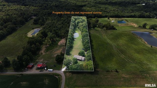 2517 Cherrybark Lane, Flora, IL 62839