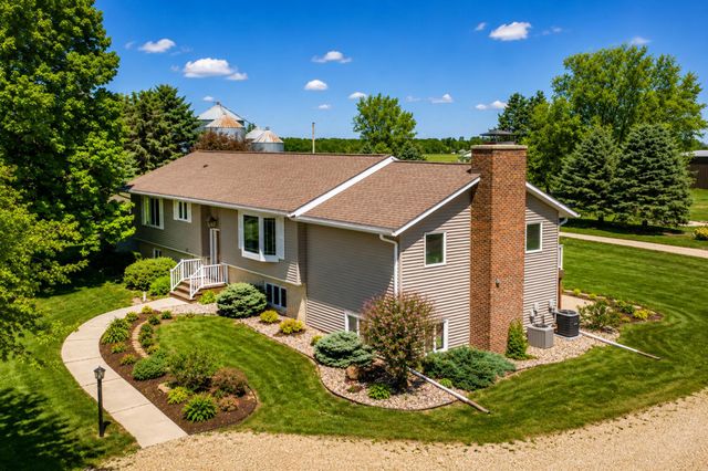 17168 560th Avenue, Austin, MN 55912