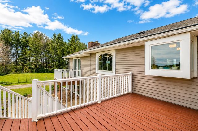 17168 560th Avenue, Austin, MN 55912