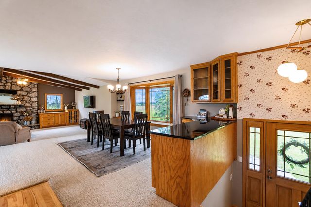 17168 560th Avenue, Austin, MN 55912