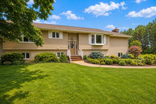 17168 560th Avenue, Austin, MN 55912