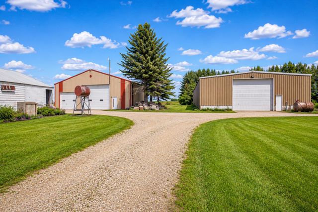 17168 560th Avenue, Austin, MN 55912