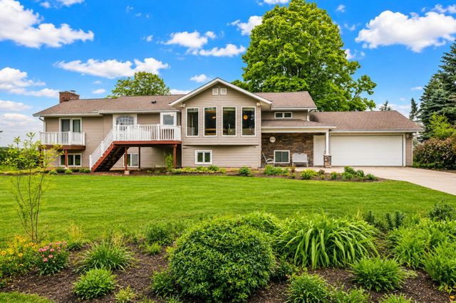17168 560th Avenue, Austin, MN 55912
