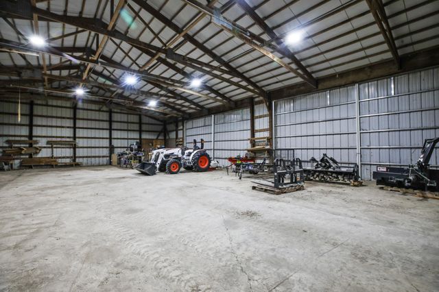 17168 560th Avenue, Austin, MN 55912