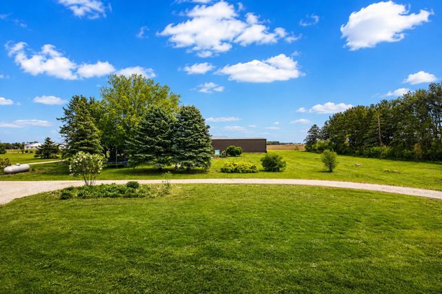 17168 560th Avenue, Austin, MN 55912