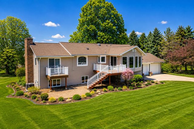 17168 560th Avenue, Austin, MN 55912