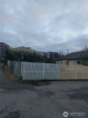 3011 S Estelle Street, Seattle, WA 98144