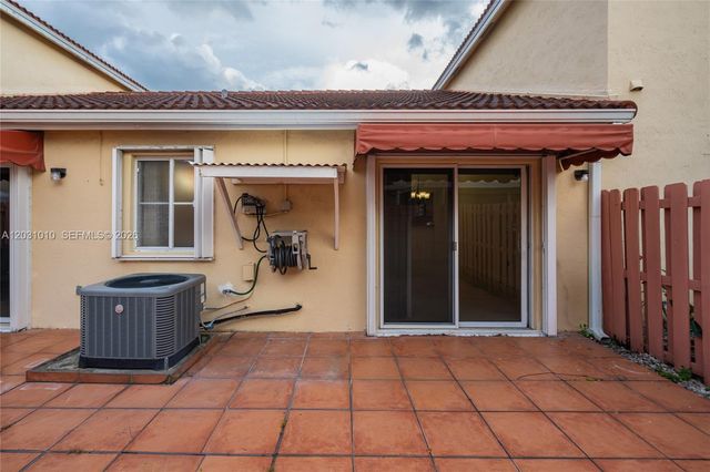 330 NW 114th Avenue 7105, Sweetwater, FL 33172