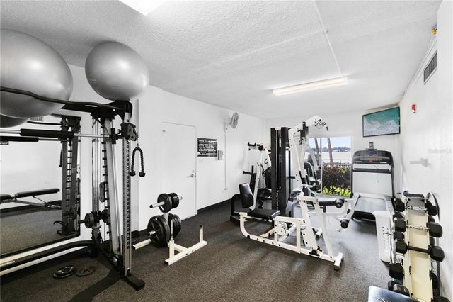 690 OSCEOLA AVENUE 407, Winter Park, FL 32789
