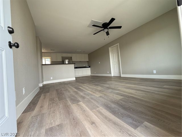 4900 Washington, Las Vegas, NV 89110
