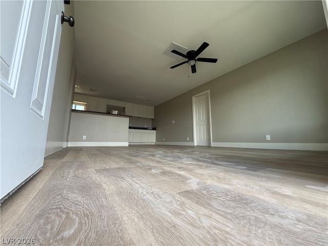 4900 Washington, Las Vegas, NV 89110