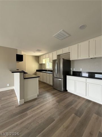 4900 Washington, Las Vegas, NV 89110