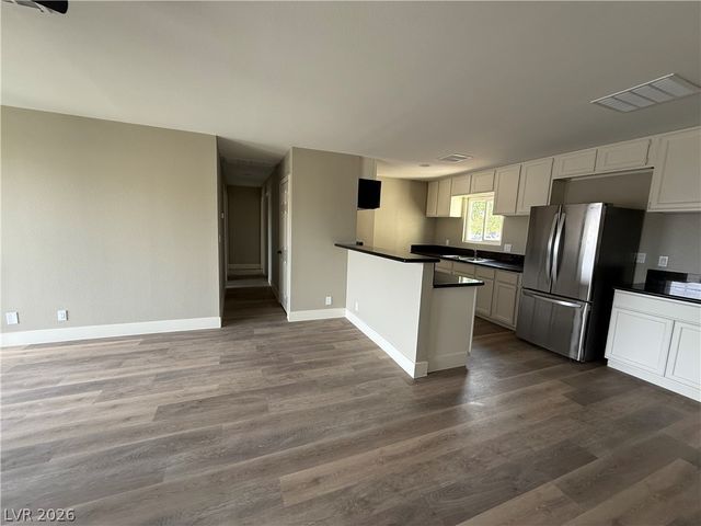 4900 Washington, Las Vegas, NV 89110